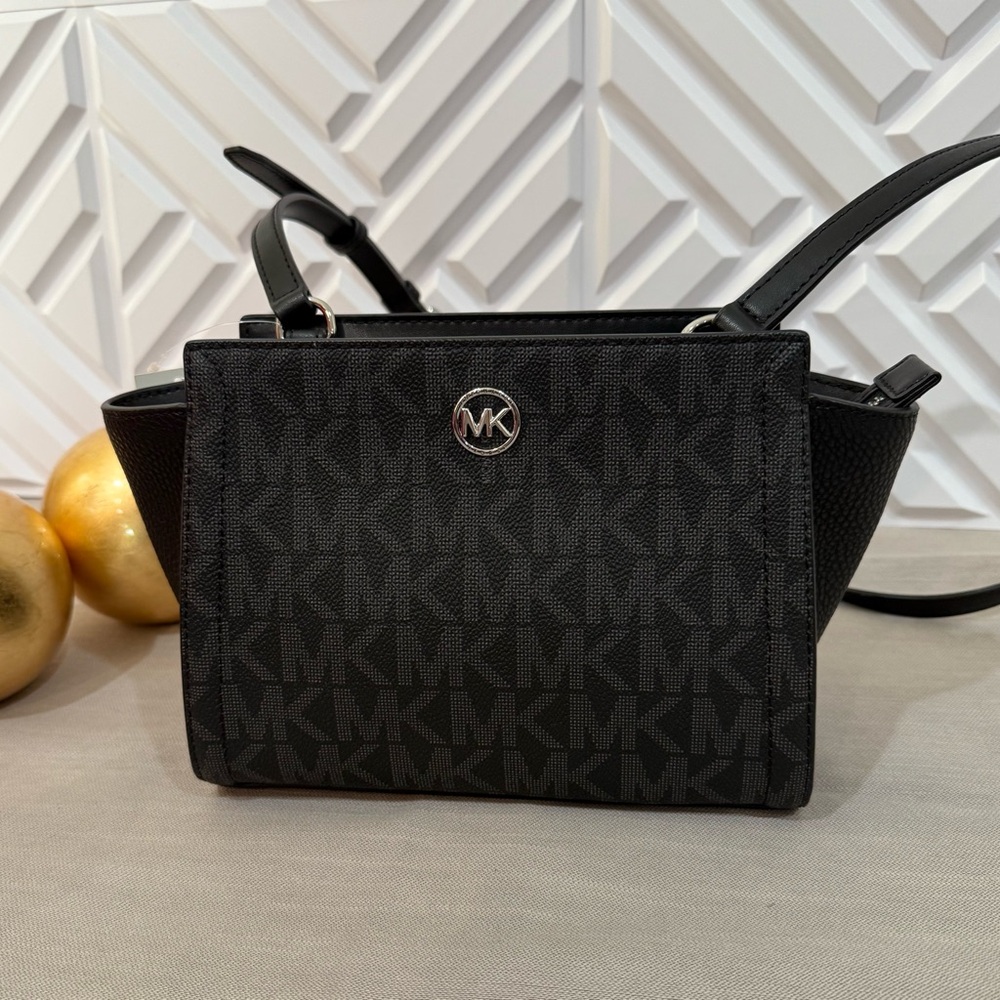 Michael Michael Kors Womens Small Freya Crossbody Handbag Black New